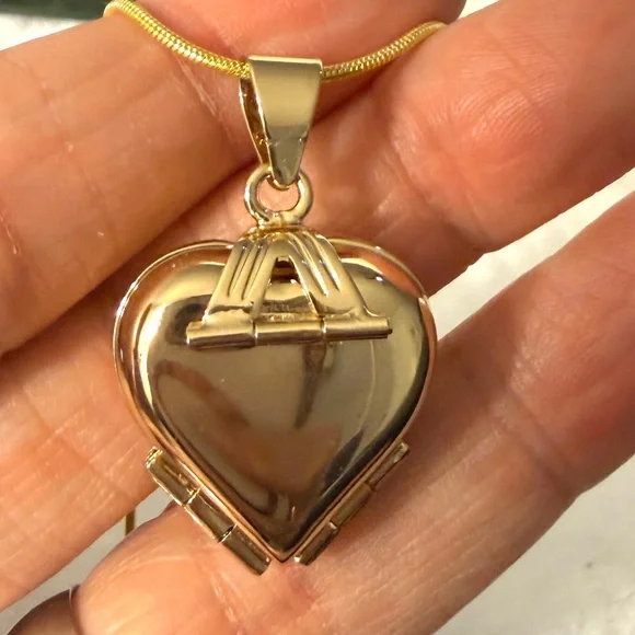 1Pcs Gostear Cute Four leaf Clover Love Heart
Photo Pendant - Picture 8 of 11